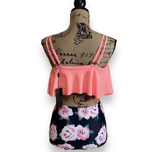 Coskaka Two Piece Bikini XS, Gorgeous 2 Piece!! High Waist Bottoms - Picture 4 of 6